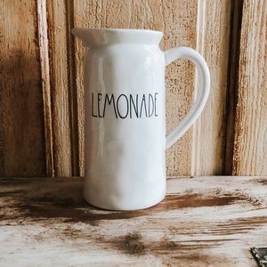 Rae Dunn Accents - Rae Dunn Lemonade Pitcher Rae Dunn Accents - Rae Dunn Lemonade Pitcher